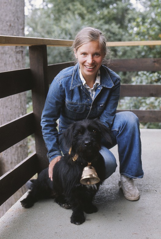 1975_0005.jpeg