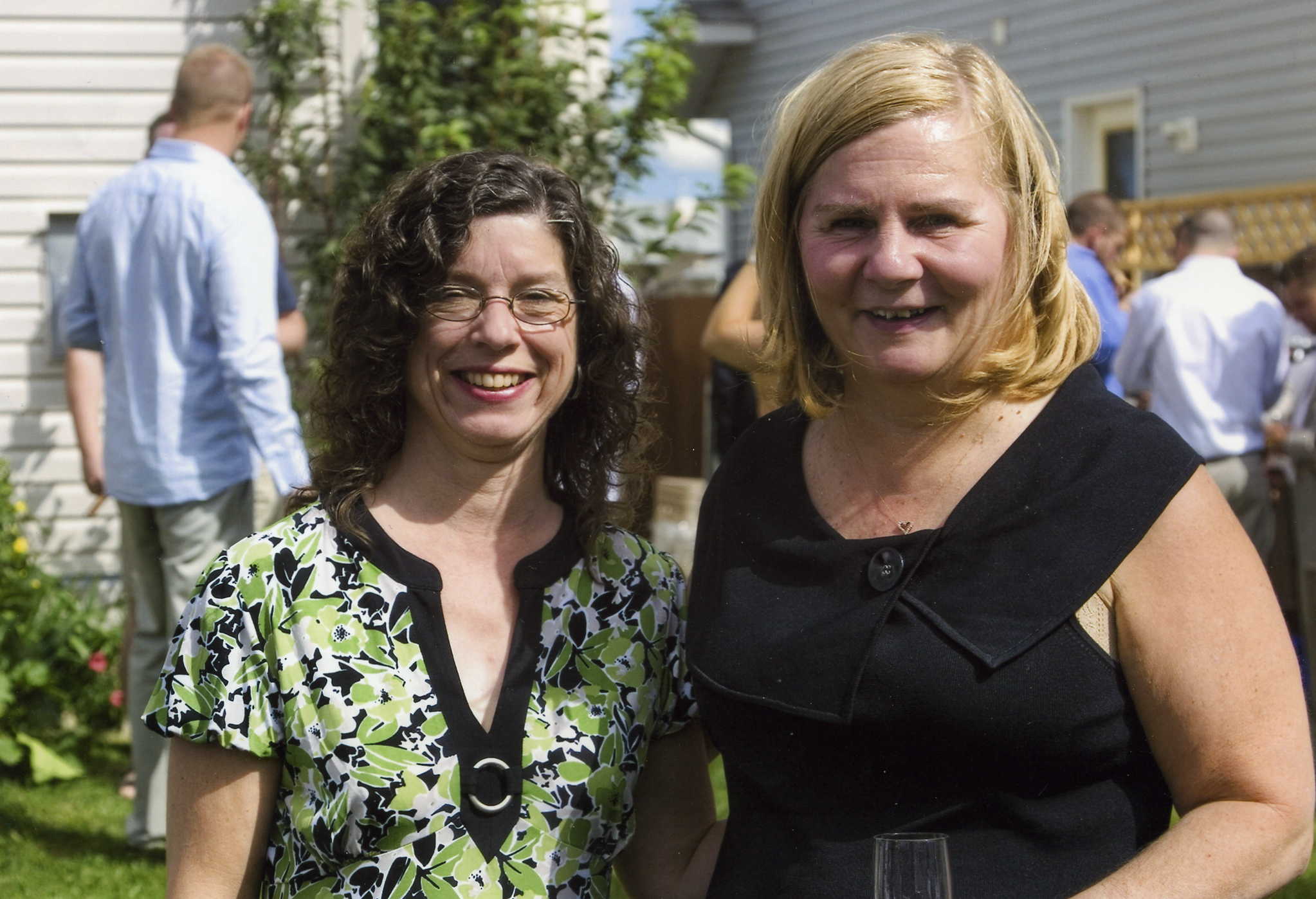 Janet "Jane" (Johnson) Phillips on right