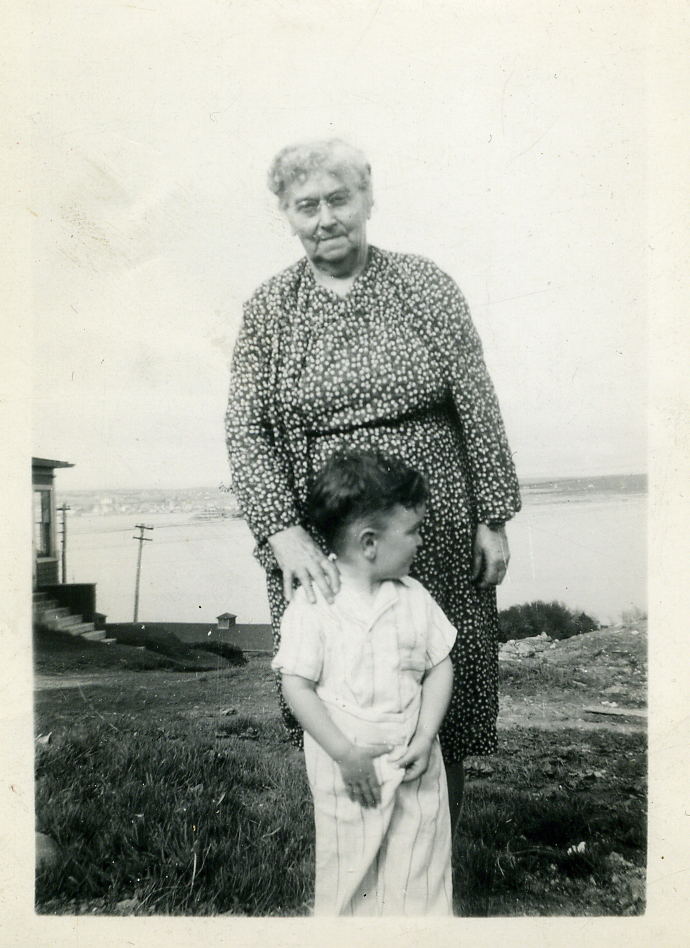 Ella Lavina (Whitman) Crittenden and Everett Mackenzie