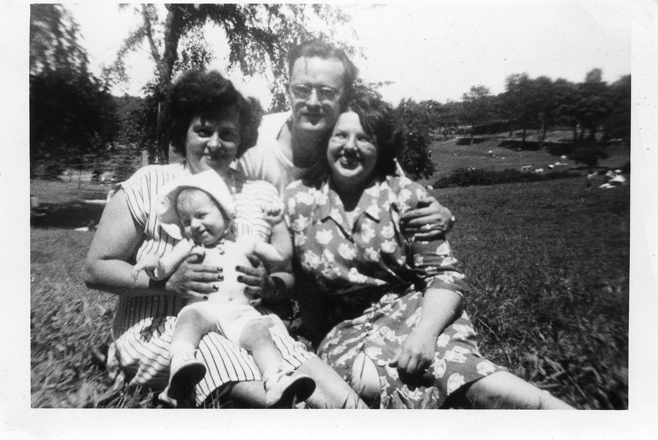 Moms photo album0016.jpg