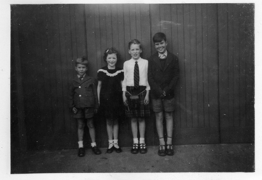 cousins Jeremy Wendy Iain and Timothy.jpg