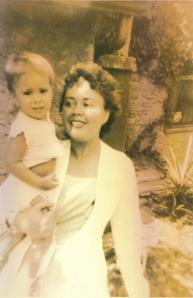 L-R: Larry Lahr and Murial (Longfield-Smith) Lahr