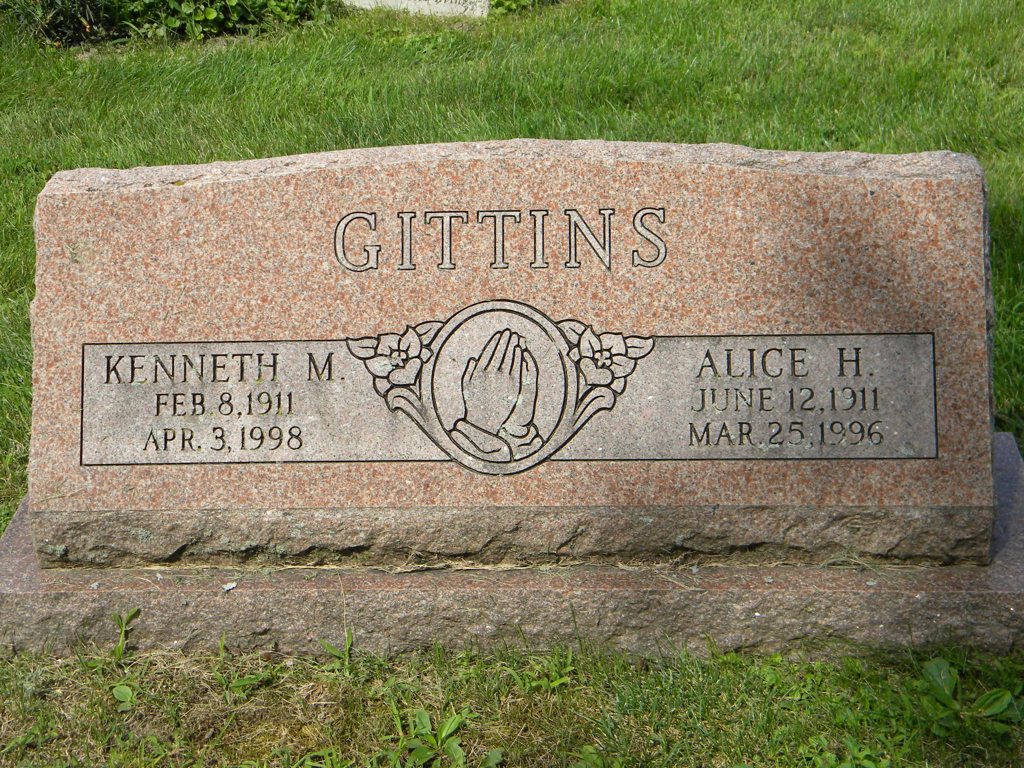 kenneth-gittins-headstone.jpg