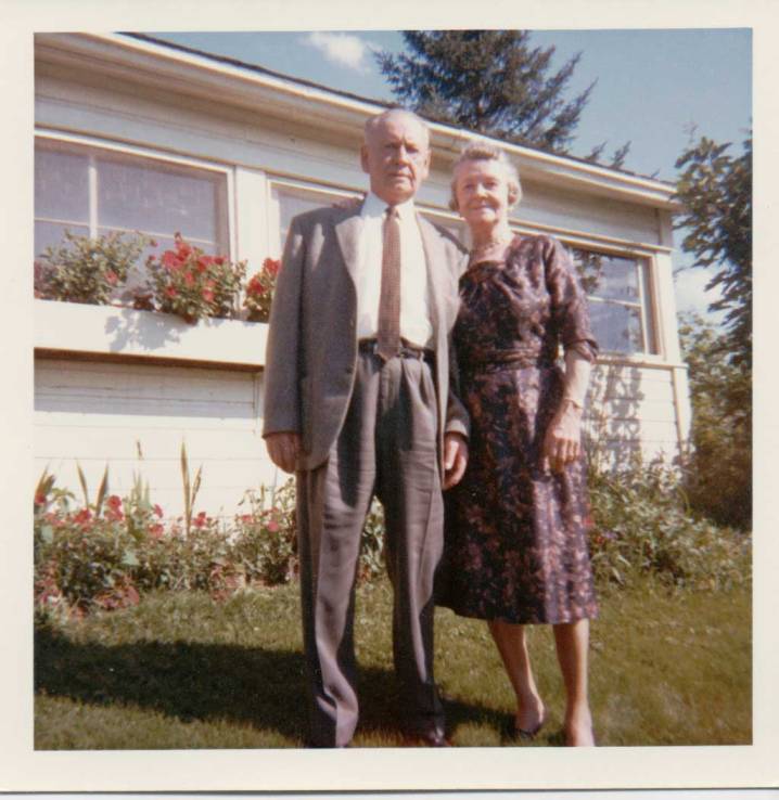 Charles Nelson Crutchfield, Jessey May (Devenny) Crutchfield